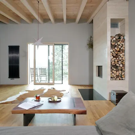 Вилла Nola Slapy Krecovice