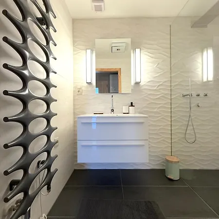 Nola Slapy * Krecovice